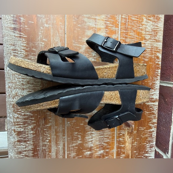 Birkenstock Rio Sandals - Picture 8 of 9